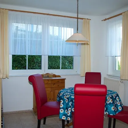Ferienhaus Dornenrose In Gohren Guest house *