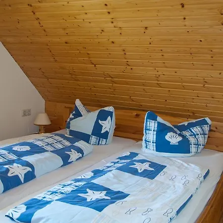 Ferienhaus Dornenrose In Gohren Guest house